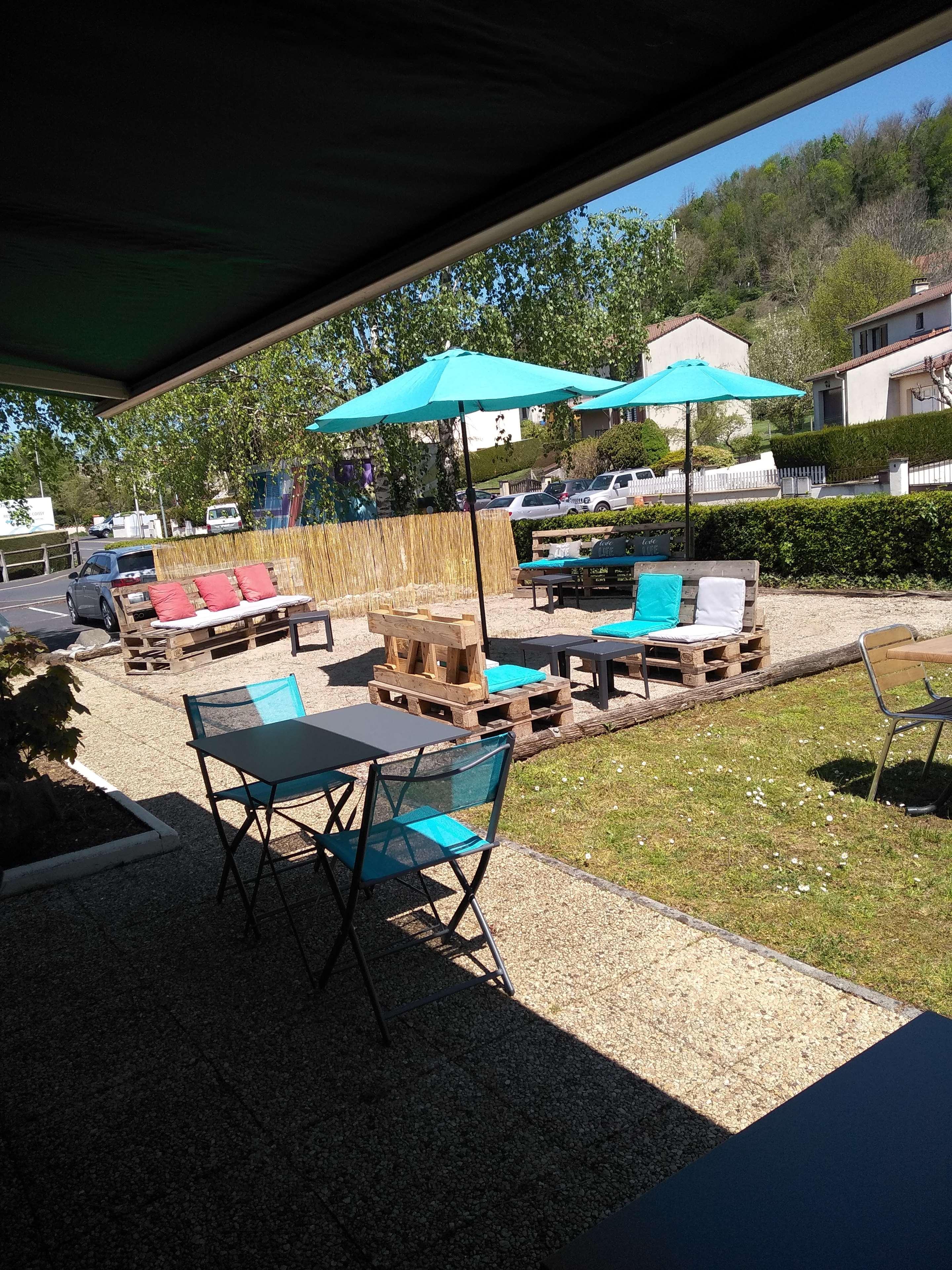 Hotel Restaurant Campanile Aurillac Bagian luar foto